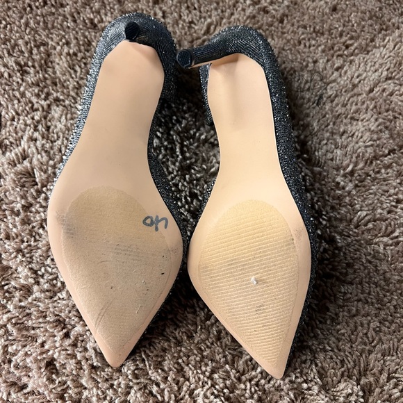 Steve Madden Silver Jeweled Pumps 7 - Picture 3 of 4